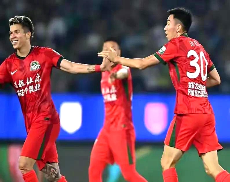 无私助攻,球队形成合力攻击的简单介绍 无私助攻,球队形成合力攻击的简单介绍