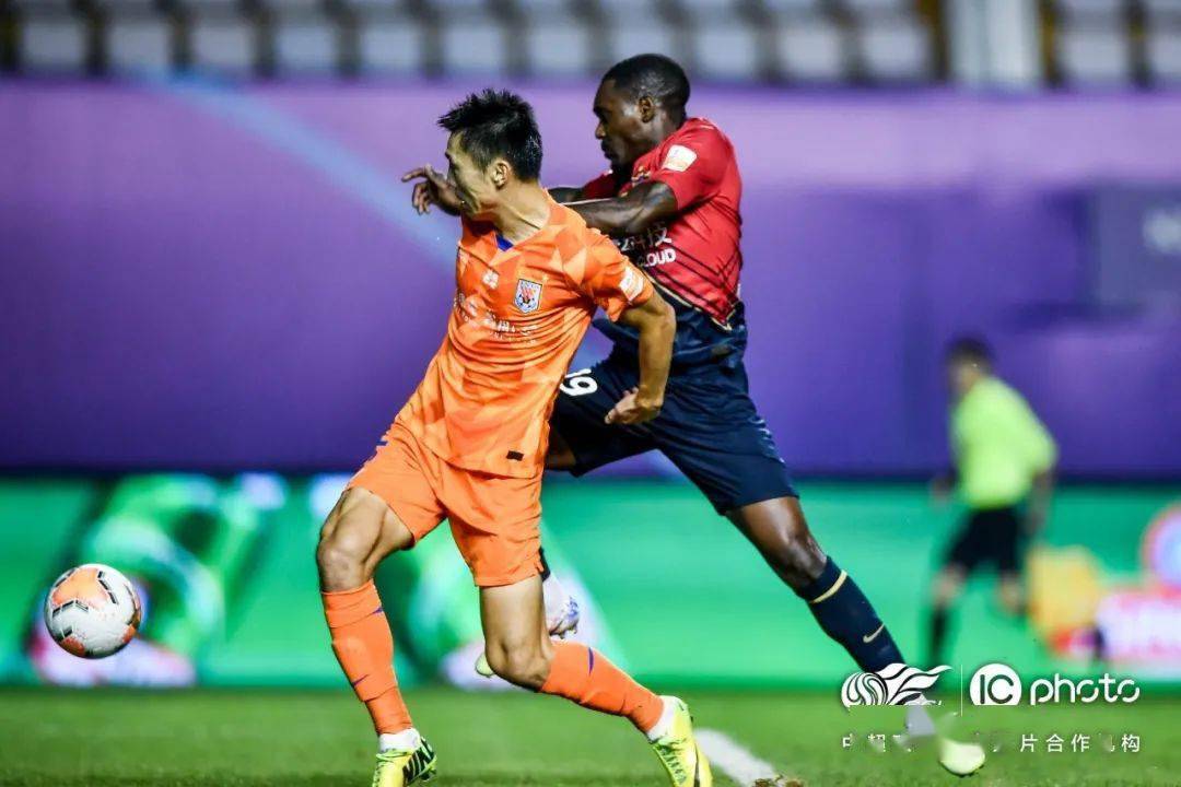 雷火电竞亚洲先驱-关于弗莱克成功破门，帮助球队取得关键胜利的信息