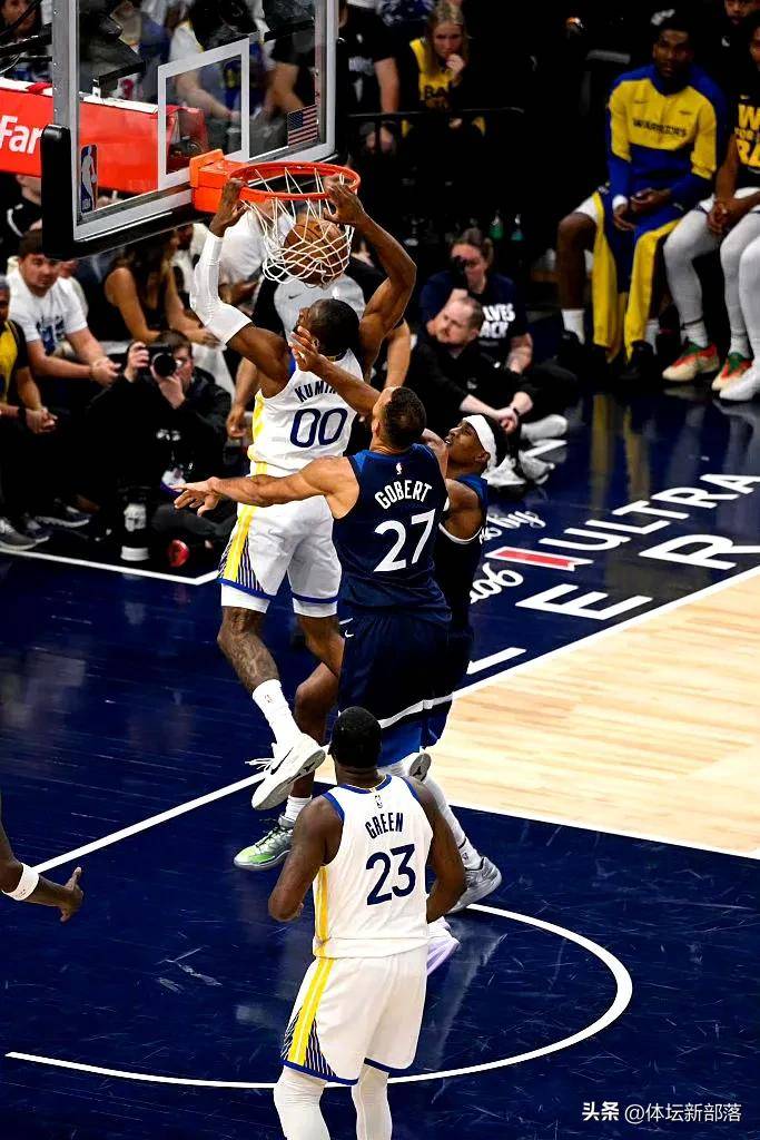 惊险胜利！弱队逆袭取得胜利