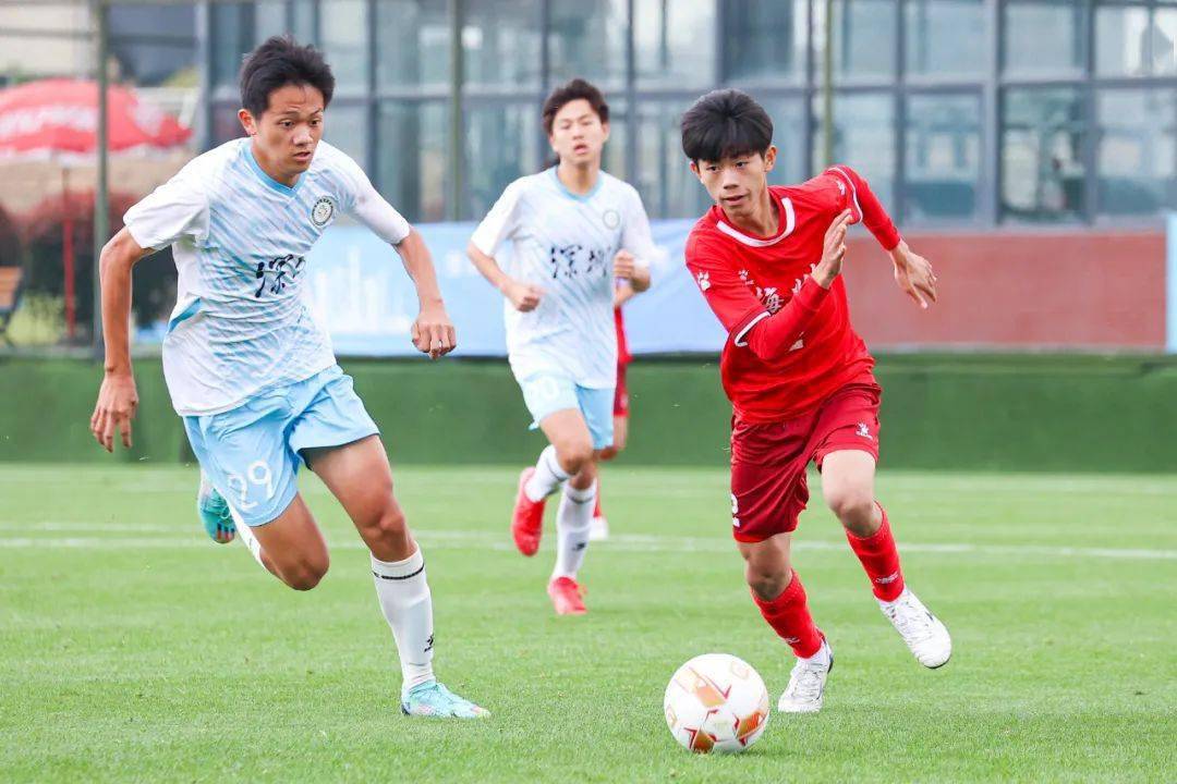 全国足球青少年杯日程紧张登场 全国足球青少年杯日程紧张登场