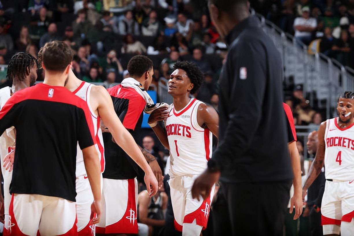 顶级球员PK秀,双方实力均衡的简单介绍 顶级球员PK秀,双方实力均衡的简单介绍