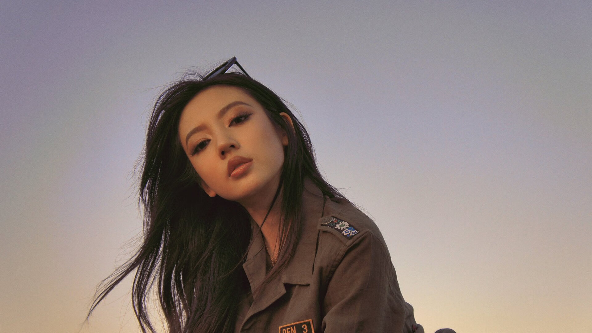 雷火电竞合作-欧冠半决赛之夜，布克神勇发挥，铸就完美传奇