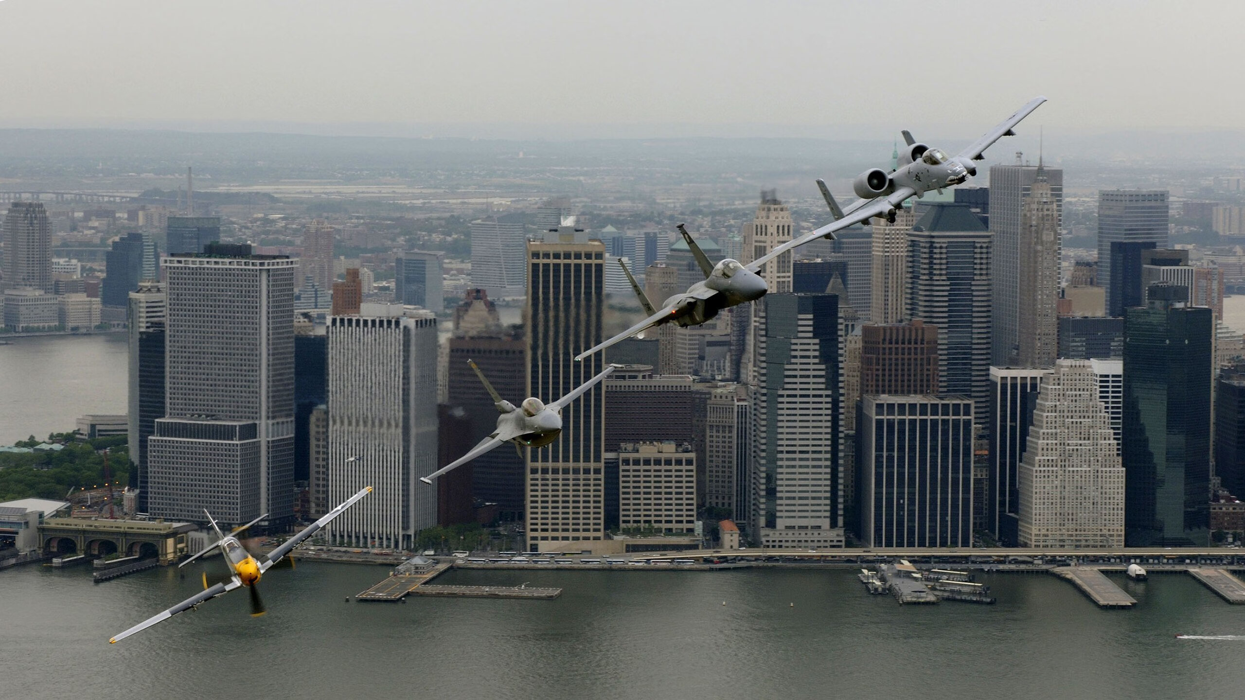 那不勒斯连续得分狂潮碾压马赛，巴雷拉全能表现赛后评分满分引爆热议