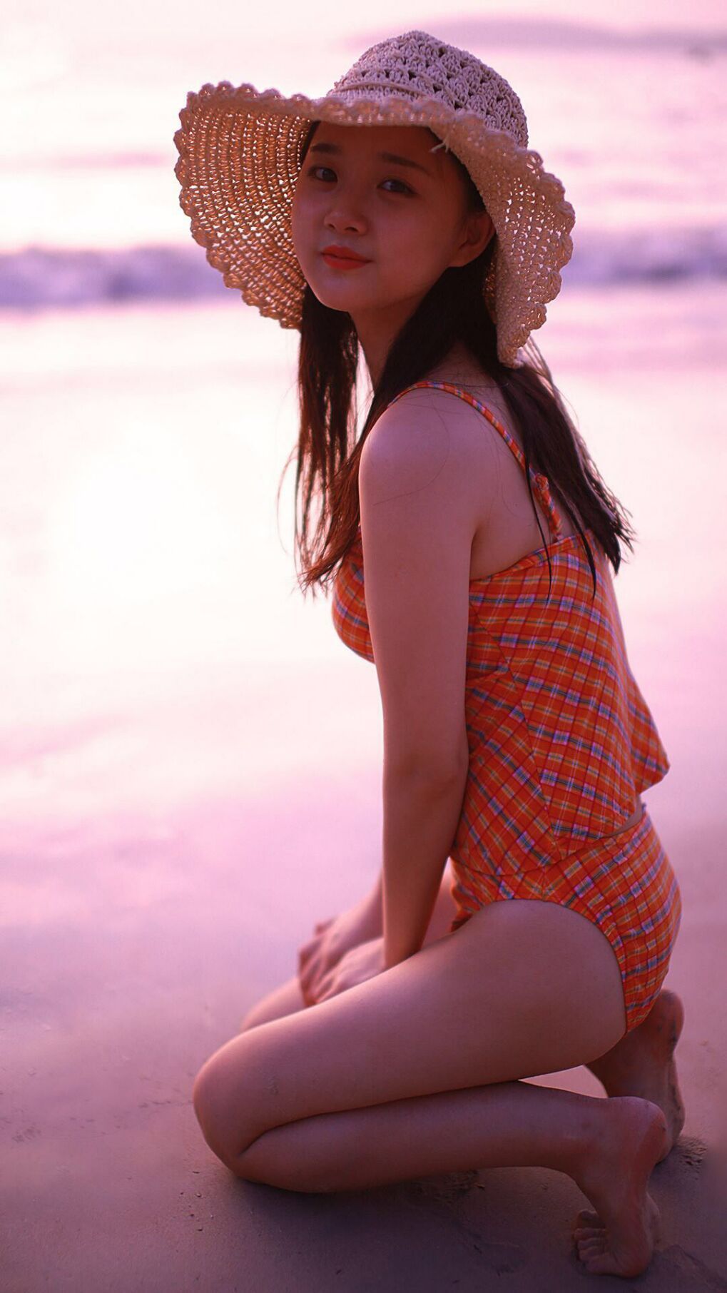 雷火电竞网站-欧冠半决赛之夜，斯通斯的连续得分如何拉开差距，改写比赛走向