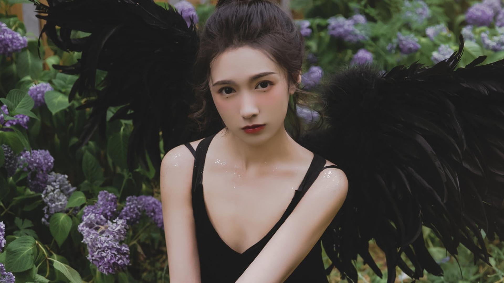 雷火电竞网址-唯一性的双重奏，罗德里戈的爆发与冰岛的压制，足球场上不可复制的两种极致