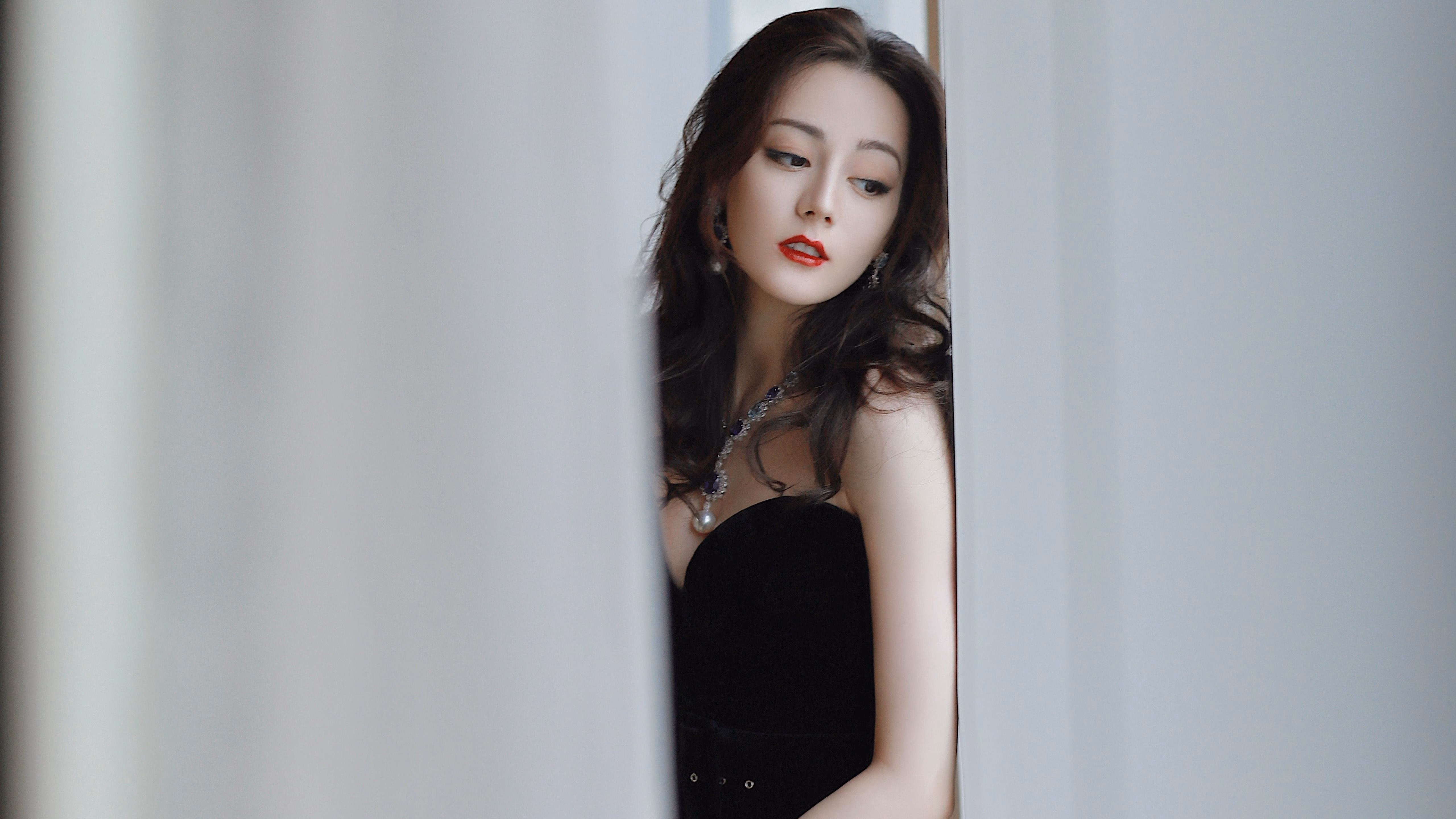 铁骑碾过中亚绿洲,2026世界杯E组焦点战,瑞士精密压制乌兹别克斯坦,塔雷米与门神共铸胜局